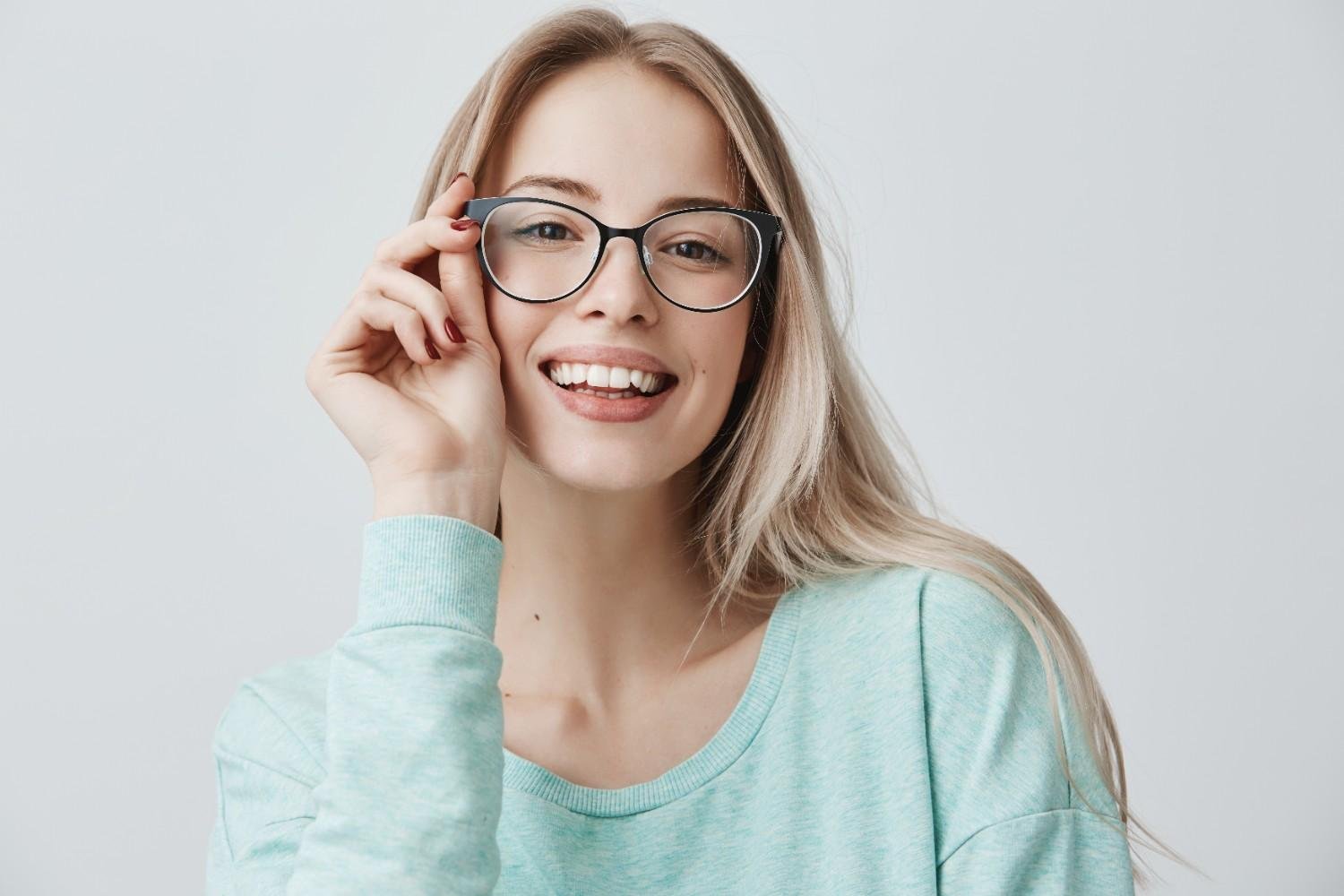 Does Eye2Lens Offer Stylish and Comfortable Prescription Glasses in Gurugram?